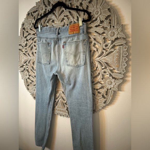 Vintage Levi’s 510 High-Waisted Light Wash Denim Jeans Size 30/30 - Picture 2 of 8